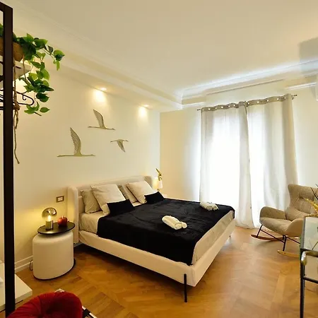 Elegante Vicino Metro B1 Collegato Al Centro Di Apartment