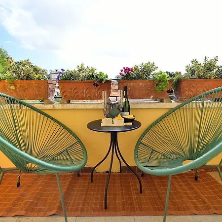 Elegante Vicino Metro B1 Collegato Al Centro Di Apartment