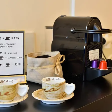 Elegante Vicino Metro B1 Collegato Al Centro Di Apartment